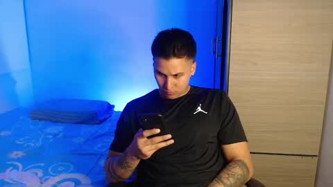 Snapshot of valentinosex_1 chatting on 12, 1, 2026 VALENTINO online show from 12, 1, 2026