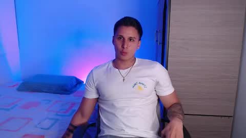 Snapshot of valentinosex_1 chatting on 6, 2, 2026 VALENTINO online show from 6, 2, 2026