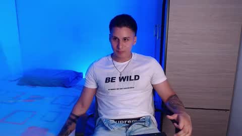 Snapshot of valentinosex_1 chatting on 9, 2, 2026 VALENTINO online show from 9, 2, 2026