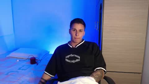 Snapshot of valentinosex_1 chatting on 14, 3, 2026 VALENTINO online show from 14, 3, 2026