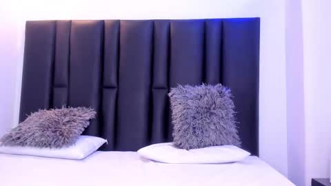 valeri_tafur online show from 13, 2, 2025