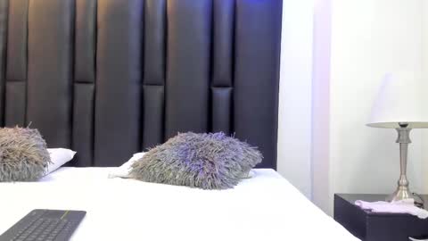 valeri_tafur online show from 28, 2, 2025