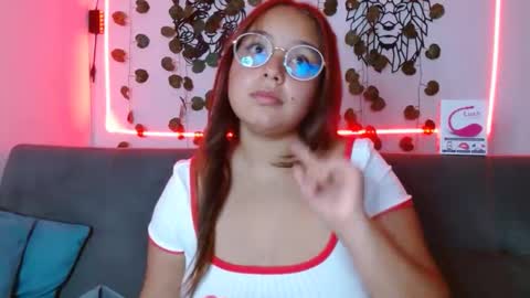 valeria online show from 5, 1, 2025