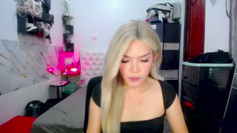 Snapshot of valeria_nikia chatting on 3, 2, 2025 VALERIA online show from 3, 2, 2025