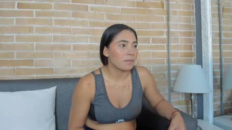 Snapshot of valeria_rua chatting on 17, 6, 2026 valeria_rua online show from 17, 6, 2026