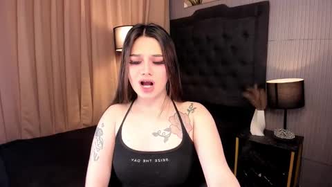 Snapshot of valerialukyanovaxxx chatting on 8, 11, 2025 Valeria online show from 8, 11, 2025