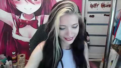 Snapshot of valeriaxkiss chatting on 5, 5, 2026 ValeriaXKiss online show from 5, 5, 2026