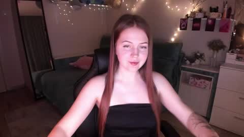 Snapshot of valerie_cutee chatting on 22, 11, 2025 Lera online show from 22, 11, 2025