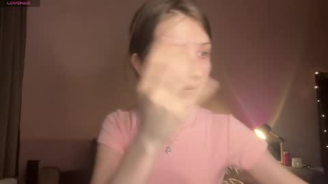 Kristi moony online show from 26, 4, 2026