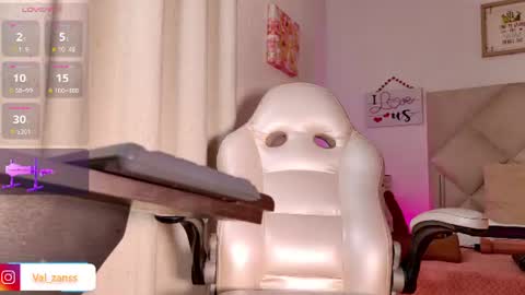 Snapshot of valerie_zans chatting on 16, 7, 2026 valerie_zans online show from 16, 7, 2026
