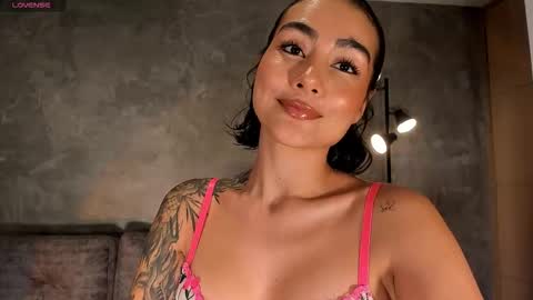 Snapshot of valerieaustin chatting on 24, 11, 2025 call me Val online show from 24, 11, 2025