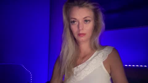 Snapshot of valerieluvsugar chatting on 9, 9, 2025 Valerie online show from 9, 9, 2025