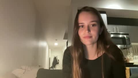 valeriepaste online show from 19, 2, 2025