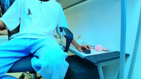 VALERIO  online show from 22, 4, 2026