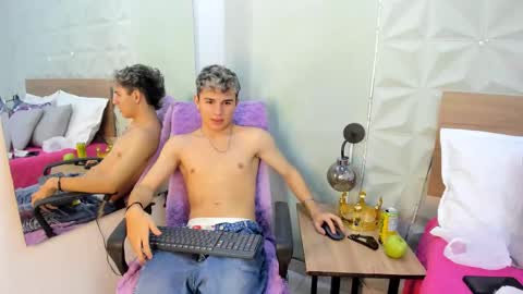 Snapshot of valerius_angel chatting on 7, 6, 2026 V A L E R I U S online show from 7, 6, 2026