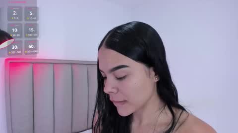 Snapshot of valery__nova chatting on 22, 9, 2025 Cris online show from 22, 9, 2025