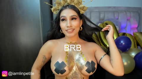 Snapshot of valery_dupont chatting on 15, 12, 2024 Valery Lin Dupont online show from 15, 12, 2024