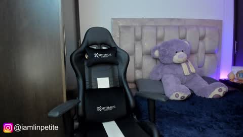 Snapshot of valery_dupont chatting on 18, 1, 2025 Valery Lin Dupont online show from 18, 1, 2025