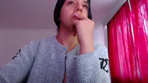 Snapshot of valery_meer_ chatting on 4, 6, 2026 Valeria online show from 4, 6, 2026