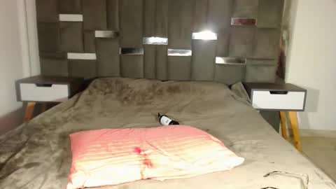 valerymistery_ online show from 22, 2, 2025