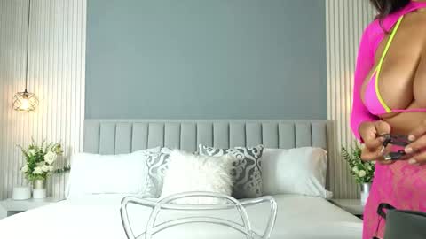 Carla online show from 25, 10, 2025