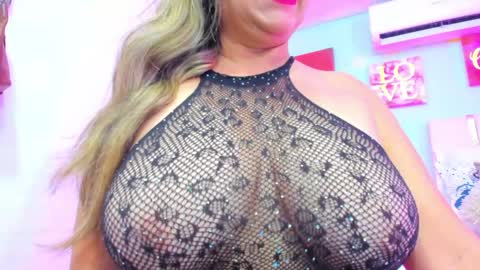 Snapshot of valerysex4u chatting on 3, 5, 2026 Valery online show from 3, 5, 2026