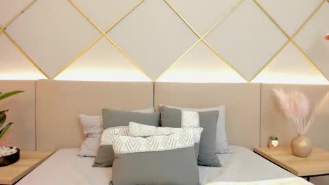 Snapshot of valesantodomingo chatting on 12, 3, 2026 Sofia online show from 12, 3, 2026