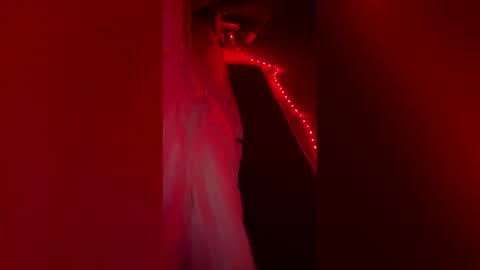Snapshot of valevaweheart chatting on 18, 5, 2026 valevaweheart online show from 18, 5, 2026