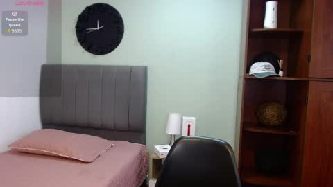 valevicious online show from 6, 4, 2026