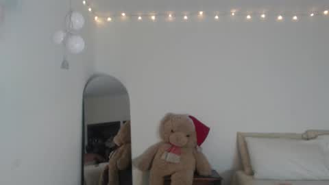 VALIENTE  online show from 21, 2, 2026