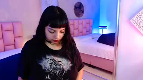   online show from 24, 7, 2026