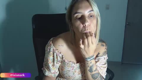 Snapshot of valkyriarose chatting on 12, 3, 2025 Isis online show from 12, 3, 2025