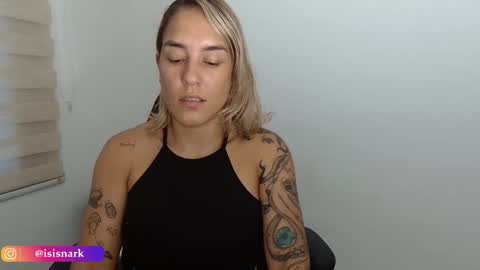 Snapshot of valkyriarose chatting on 3, 10, 2025 Isis online show from 3, 10, 2025