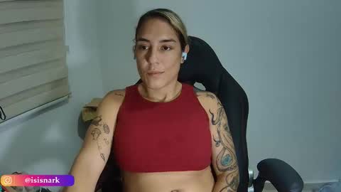 Snapshot of valkyriarose chatting on 15, 10, 2025 Isis online show from 15, 10, 2025