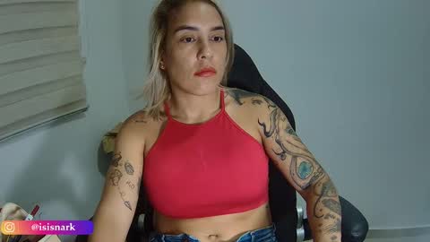 Snapshot of valkyriarose chatting on 19, 10, 2025 Isis online show from 19, 10, 2025