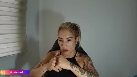 Snapshot of valkyriarose chatting on 22, 10, 2025 Isis online show from 22, 10, 2025