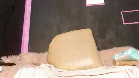 Snapshot of vallery_doll chatting on 3, 2, 2025 Valerie online show from 3, 2, 2025