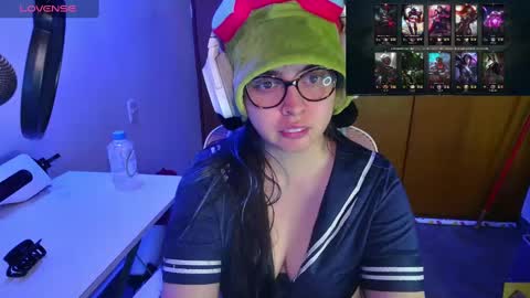 Im Violet online show from 9, 3, 2025