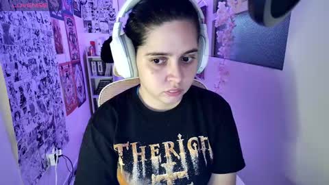 Im Violet online show from 2, 10, 2025