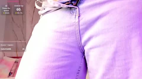 Vallolet Peach  online show from 19, 4, 2026