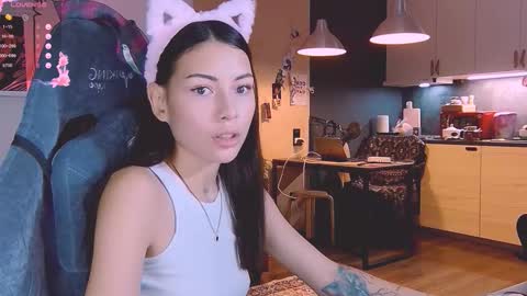 Little Devil online show from 28, 10, 2025