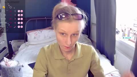 Little Devil online show from 12, 5, 2026