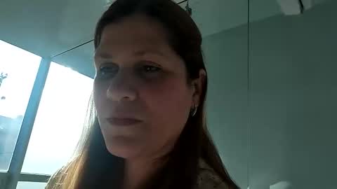 Snapshot of valu2208 chatting on 25, 9, 2025 valu2208 online show from 25, 9, 2025