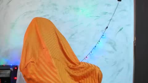 valentina online show from 2, 1, 2025