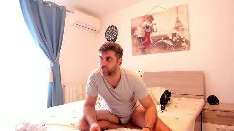 Snapshot of valyvalisimo chatting on 3, 3, 2026 valyvalisimo online show from 3, 3, 2026