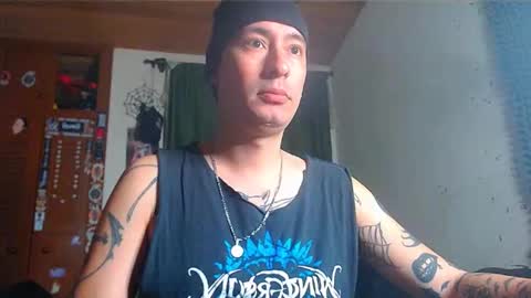 Snapshot of vampireathome chatting on 5, 2, 2025 vampireathome online show from 5, 2, 2025