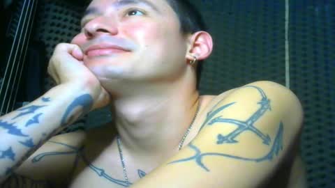 Snapshot of vampireathome chatting on 2, 3, 2025 vampireathome online show from 2, 3, 2025