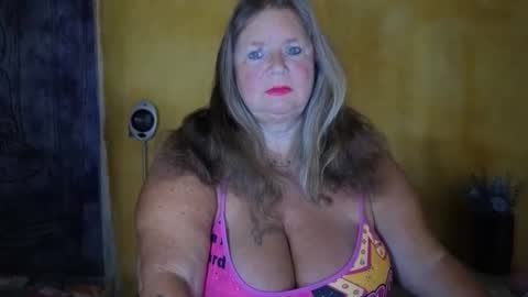 vampwoman online show from 8, 6, 2026
