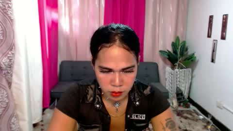 Snapshot of vampy_ebony_laxine chatting on 10, 9, 2025 vampy_ebony_laxine online show from 10, 9, 2025