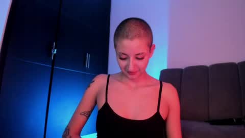Snapshot of vandalovee chatting on 3, 6, 2026 Babi Alu online show from 3, 6, 2026